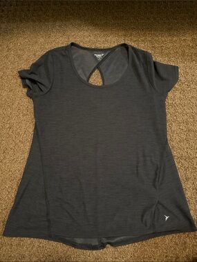 Old Navy Black Short Sleeve Keyhole Active Tee